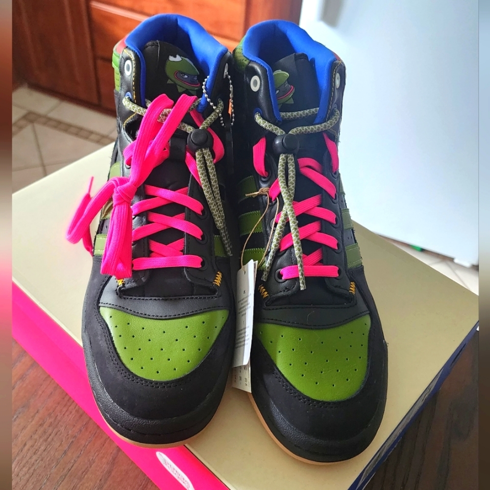 adidas forum mid rt hebru brantle frogboy